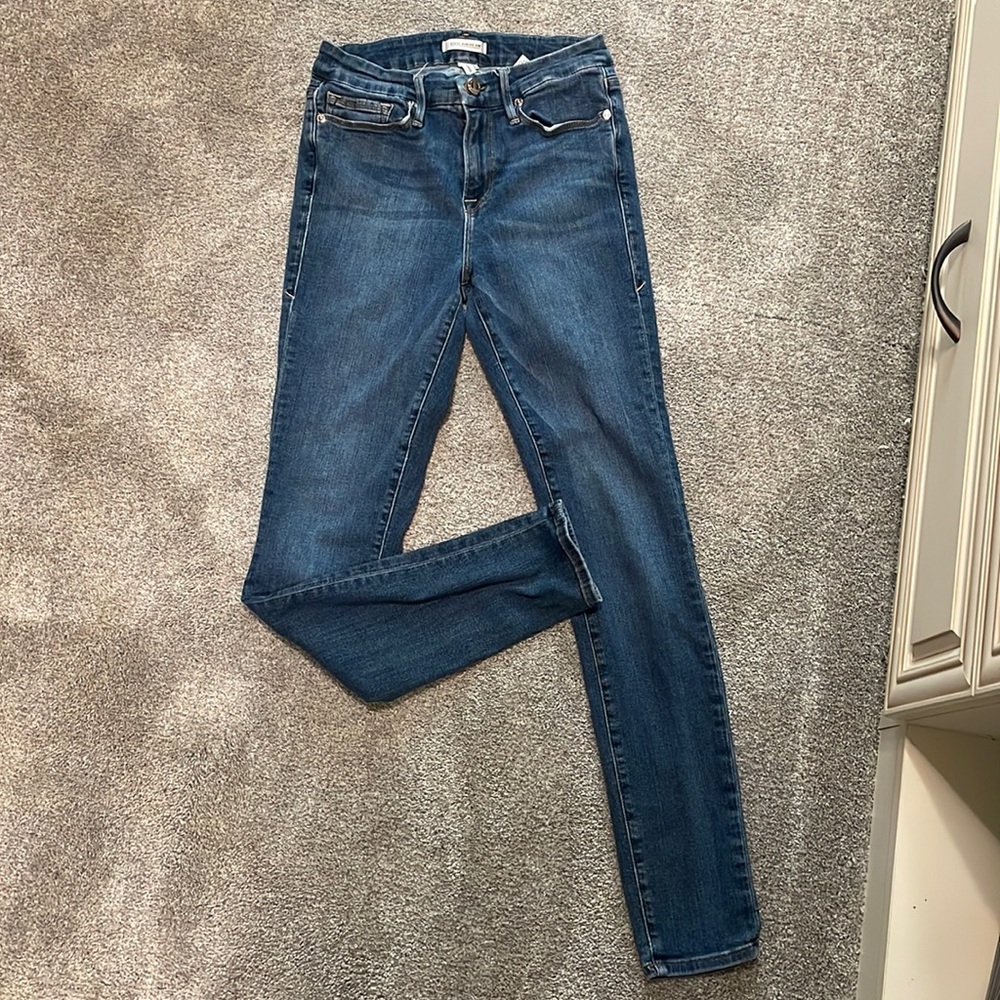 Good American “Good Legs” Skinny Jeans